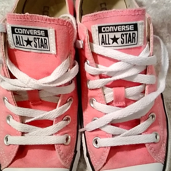 Converse Sneakers  aka Chucks - Picture 2 of 7